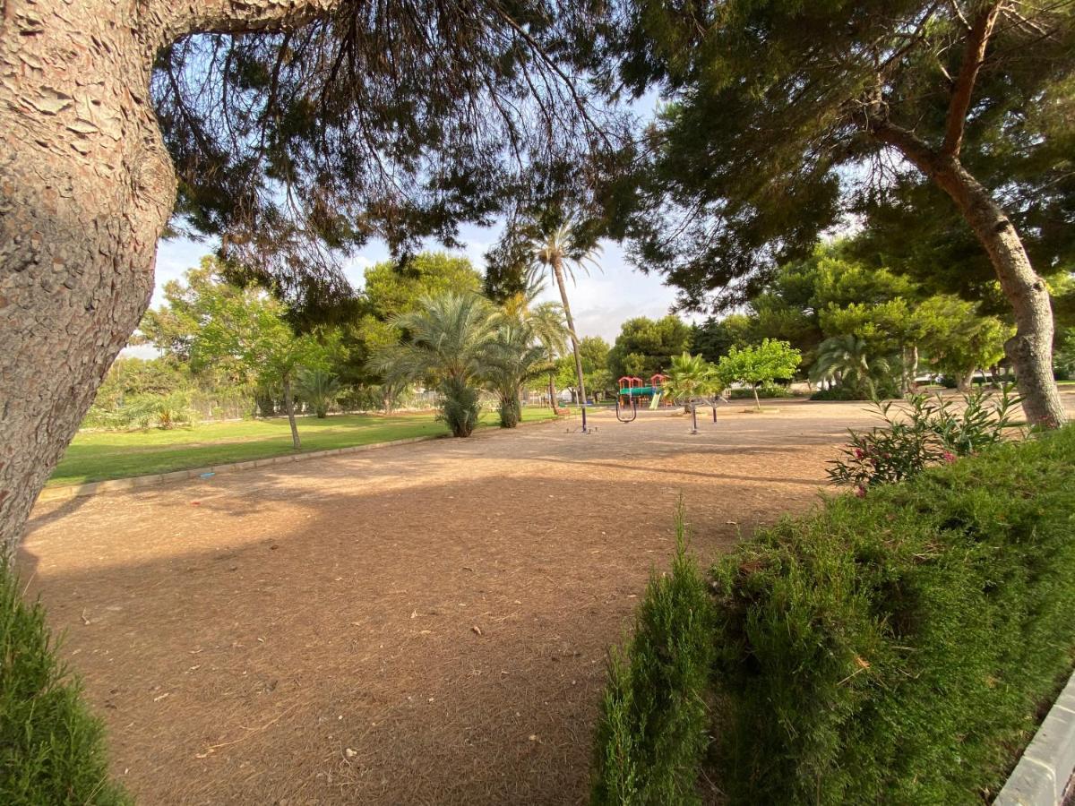 Orihuela Costa 3 Bdr Condo On La Zenia Beach With Patio 外观 照片